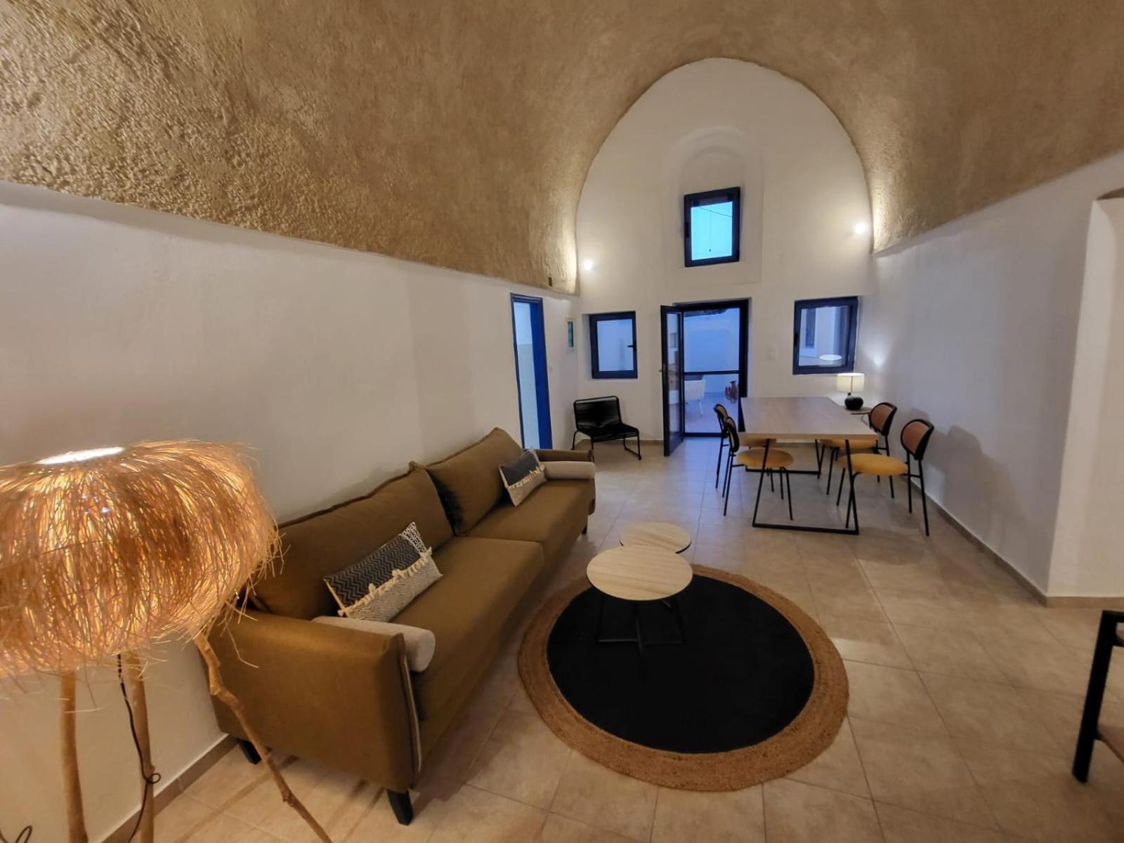 Luxury Cave Houses Mesaria Exterior photo