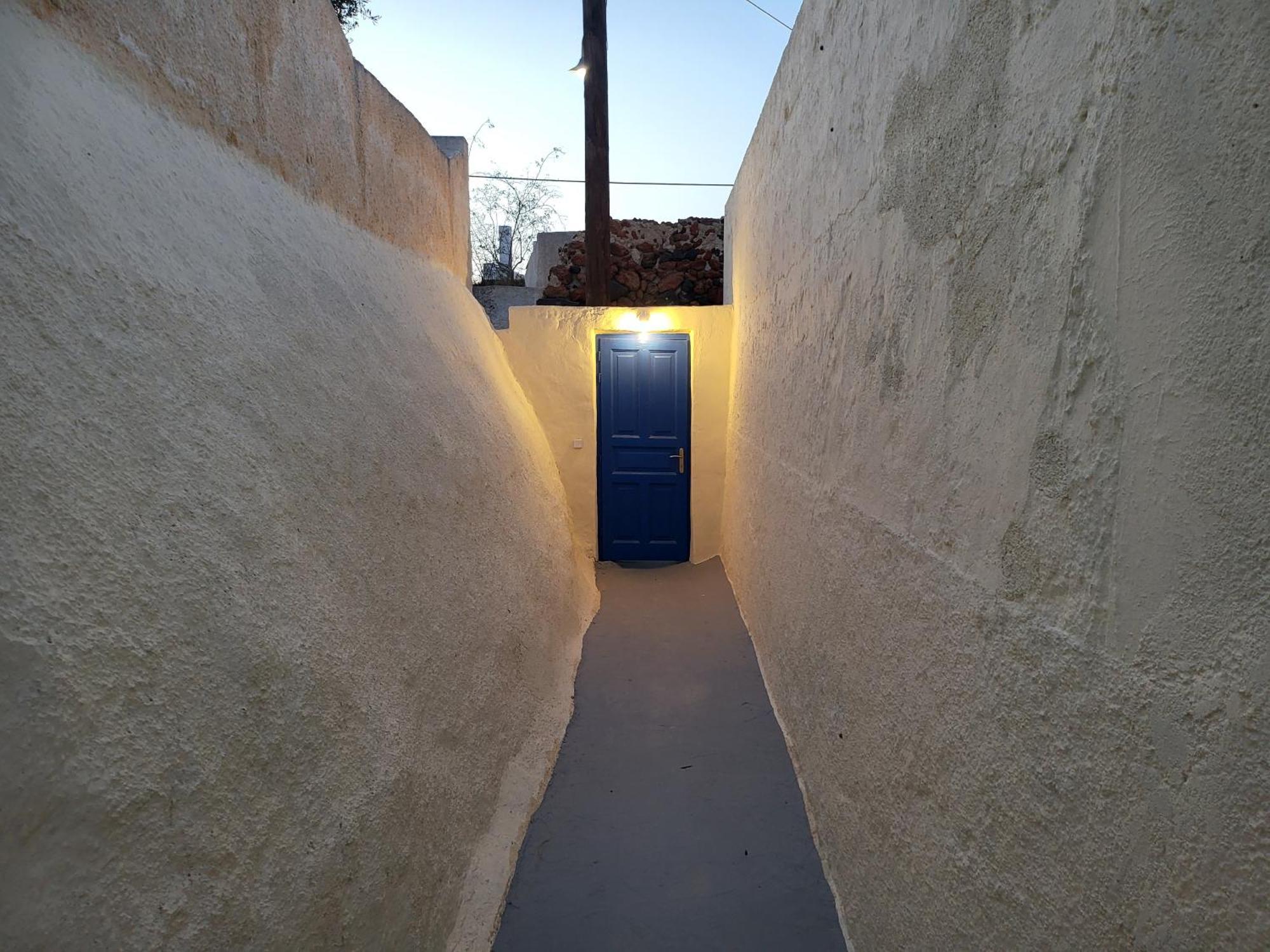 Luxury Cave Houses Mesaria Exterior photo
